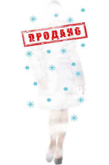 Шуба из мутона белого цвета с капюшоном